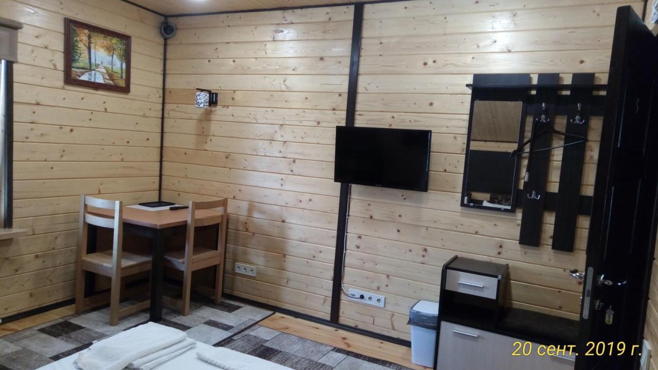 ホテルLife House Berezan エクステリア 写真